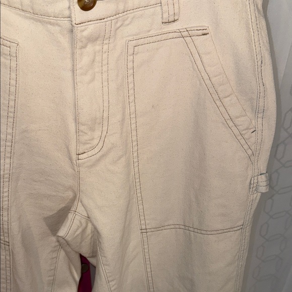 Old Navy Cream Straight Leg Women's Pants - Picture 3 of 6